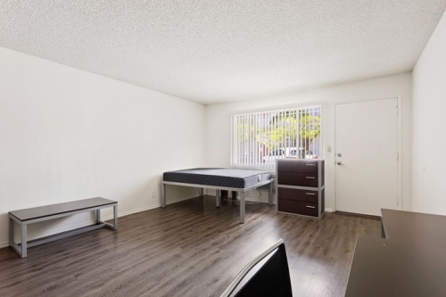 Off-campus apartment for Rent Near USC